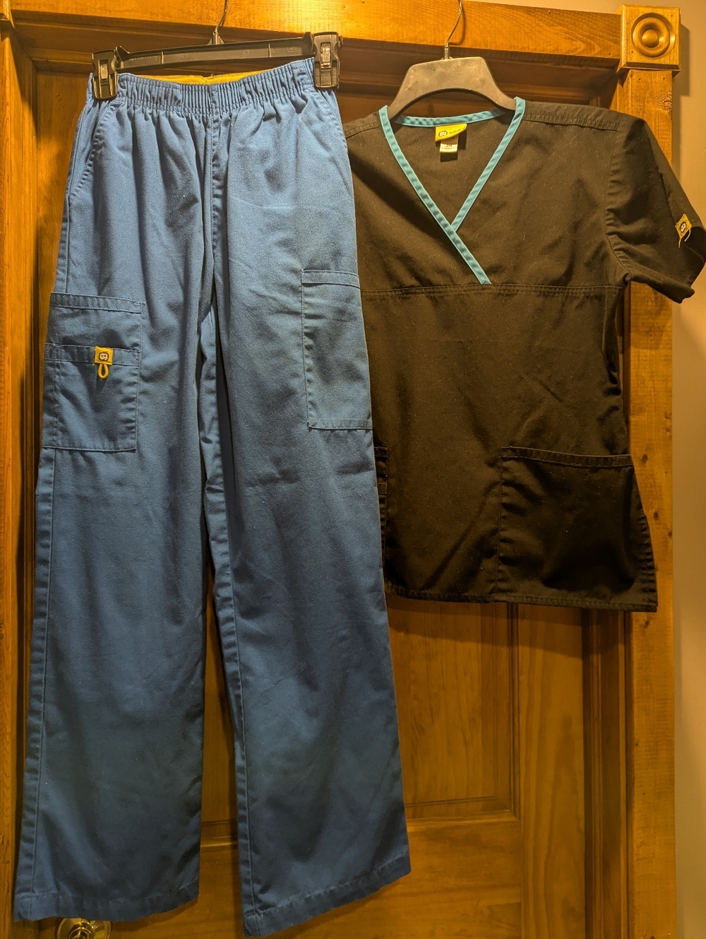 Small Wink Black Scrub Top Turquoise Trim & XS Scrub Pants